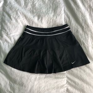 ✨Black Nike Tennis Skirt With Pleats✨